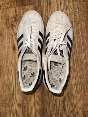 adidas spezial Suede Classic Sneakers